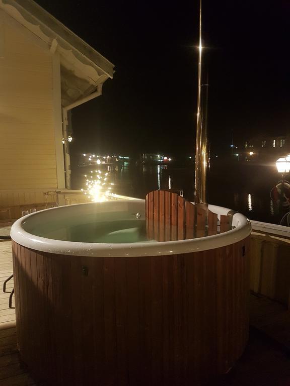 Agarden Hotell & Restaurang 特鲁萨 外观 照片